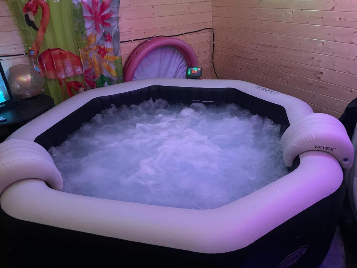 Chambre Agreable Avec Jacuzzi Marselha Exterior foto