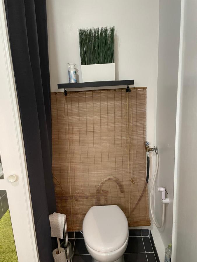 Chambre Agreable Avec Jacuzzi Marselha Exterior foto